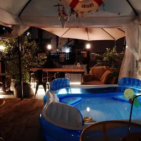 Hongdae Rooftop Garden Apartment